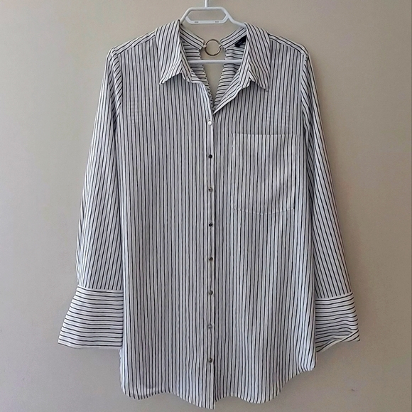 Dynamite long sleeve vertical stripe top - Picture 1 of 13